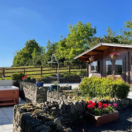 Chalet Free Sauna & Spa Superking Bed Killaloo 外观 照片