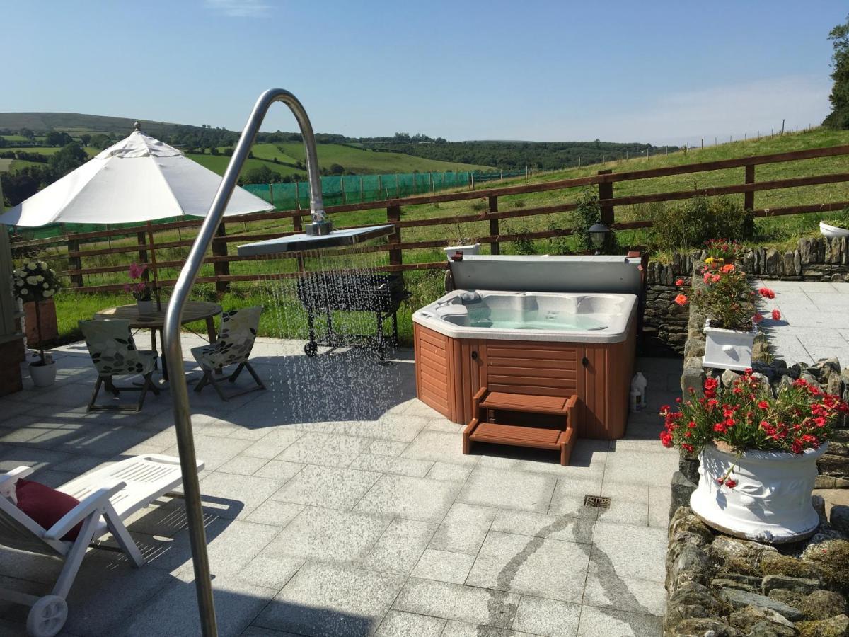 Chalet Free Sauna & Spa Superking Bed Killaloo 外观 照片