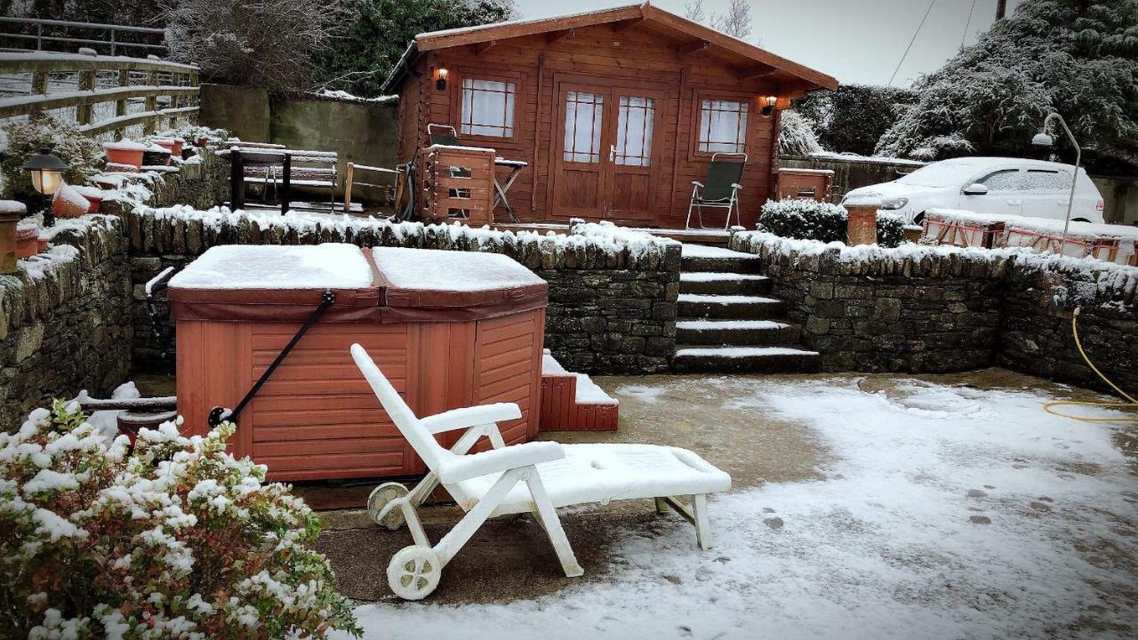 Chalet Free Sauna & Spa Superking Bed Killaloo 外观 照片